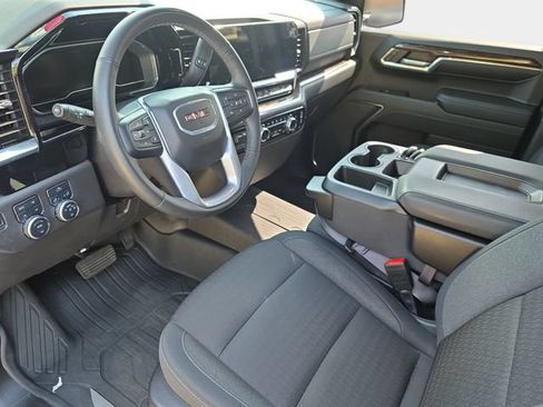 Used 2024 GMC Sierra 1500 Elevation w/ LPO, Elevation Black Package AWD/4WD image 19