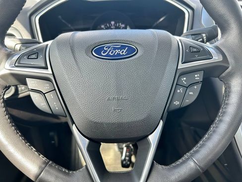 Used 2016 Ford Fusion Titanium FWD image 23