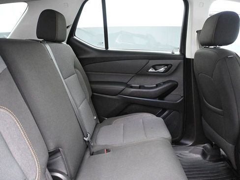 Used 2021 Chevrolet Traverse LT AWD/4WD image 19