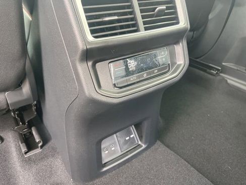 New 2026 Volkswagen Atlas Peak Edition AWD/4WD image 26