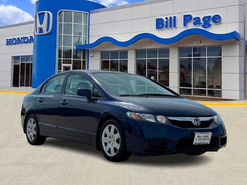 Used 2010 Honda Civic LX image 1