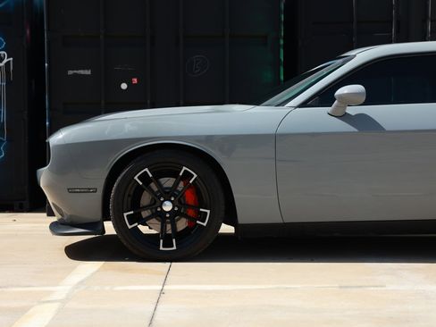 Used 2022 Dodge Challenger R/T w/ Plus Package RWD image 27