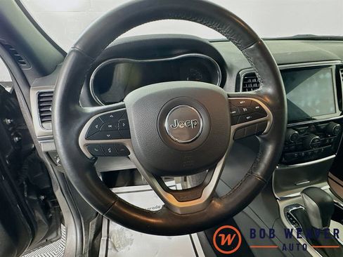 Used 2019 Jeep Grand Cherokee Limited image 11