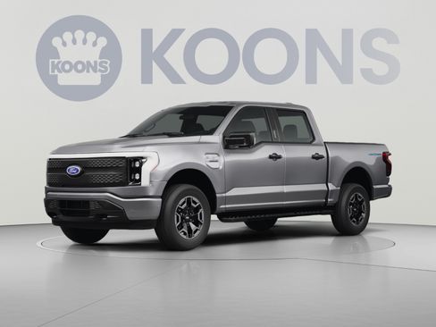 Used 2023 Ford F150 Lightning XLT AWD/4WD image 1