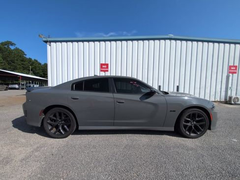 Used 2023 Dodge Charger R/T w/ Blacktop Package RWD image 9