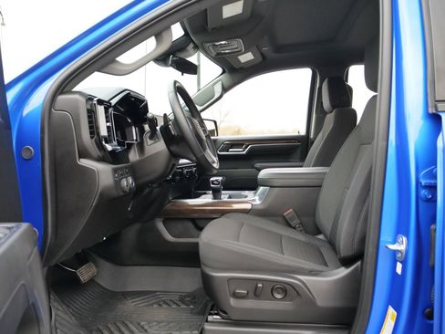 Used 2025 Chevrolet Silverado 1500 RST AWD/4WD image 27
