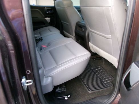 Used 2016 Chevrolet Silverado 1500 LTZ Z71 w/ LTZ Plus Package image 12