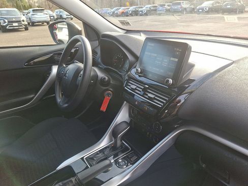 Used 2023 Mitsubishi Eclipse Cross LE image 12