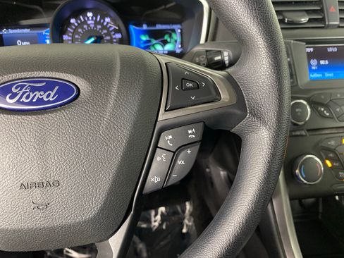 Used 2018 Ford Fusion S FWD image 35