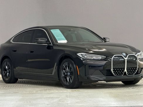 Certified 2023 BMW i4 eDrive40 w/ Premium Package RWD image 6