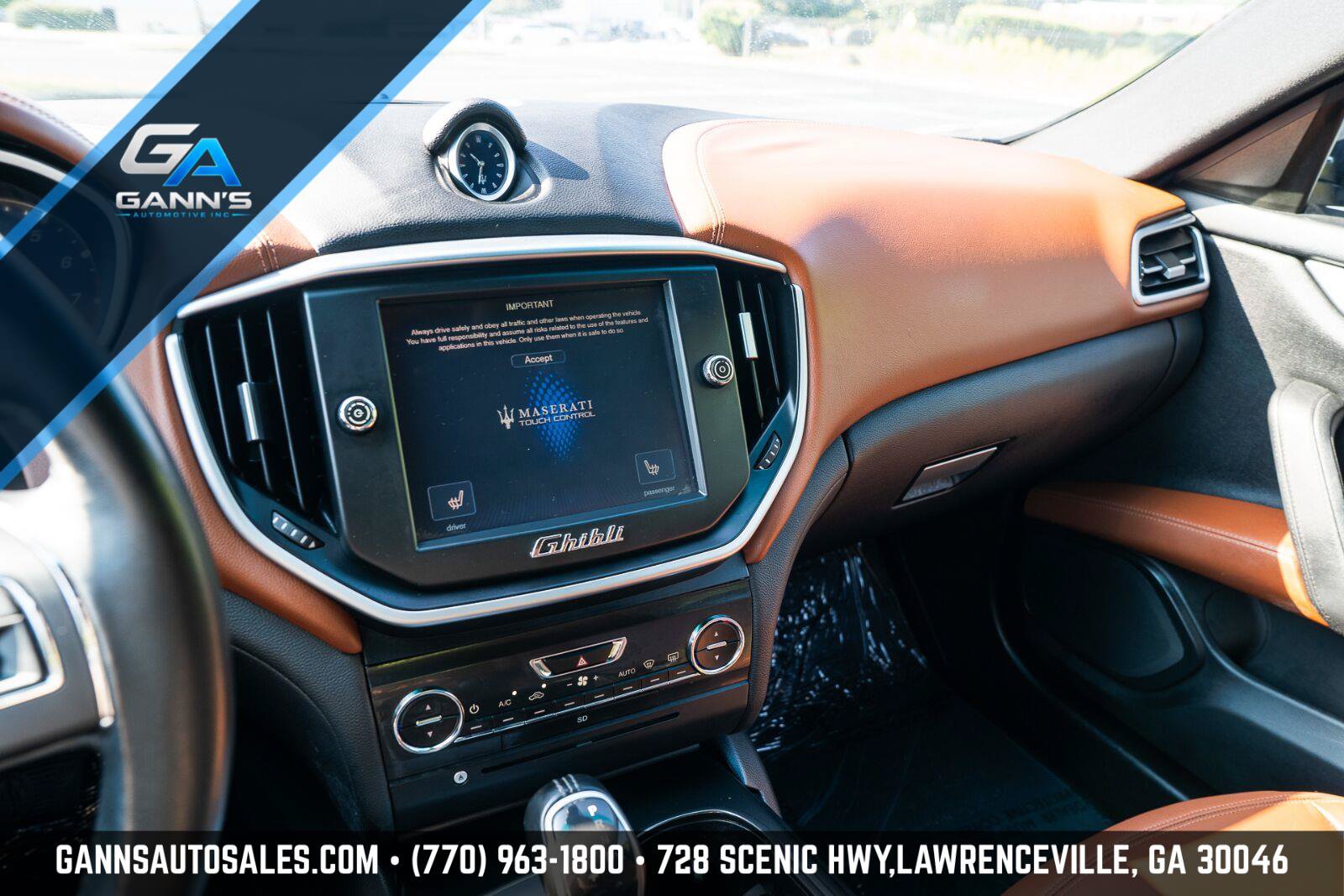 Used 2016 Maserati Ghibli RWD image 24