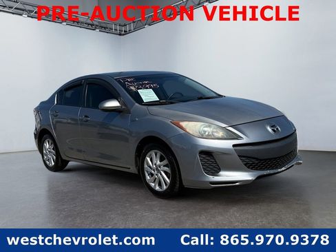 Used 2013 MAZDA MAZDA3 i Touring FWD image 1