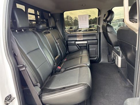 Used 2017 Ford F350 Lariat w/ Chrome Package image 18