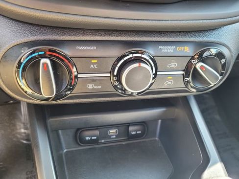 Used 2024 Kia Soul LX w/ Option Group 015 FWD image 18