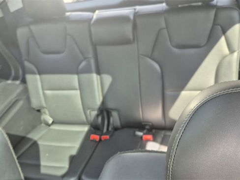 Used 2022 Kia Telluride SX w/ SX Prestige Package image 11