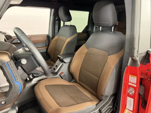 Used 2021 Ford Bronco Outer Banks AWD/4WD image 12