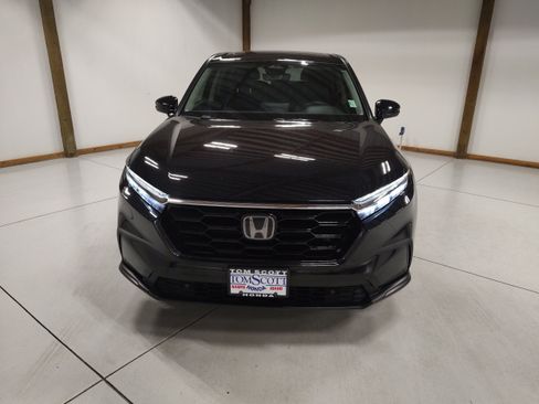 Used 2025 Honda CR-V EX-L image 3