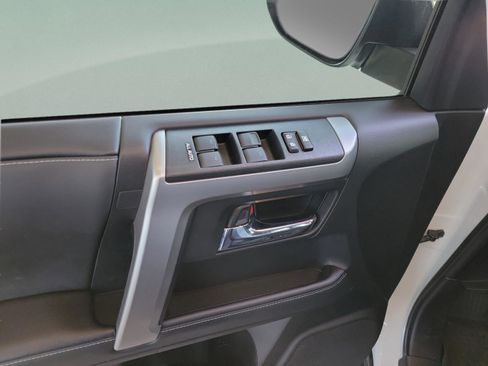 Used 2024 Toyota 4Runner SR5 Premium w/ Moonroof Package image 5