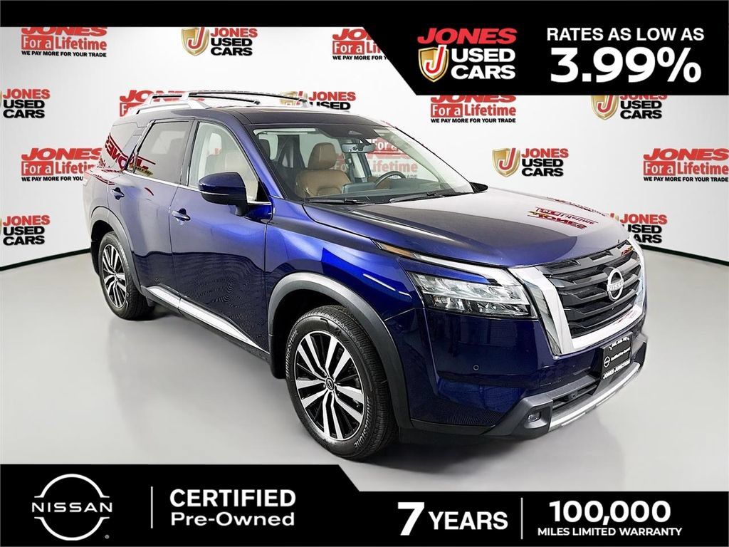Certified 2024 Nissan Pathfinder Platinum w/ Cargo Package AWD/4WD image 1
