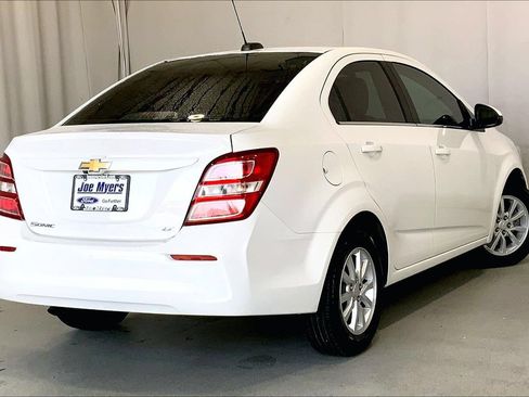 Used 2020 Chevrolet Sonic LT FWD image 13