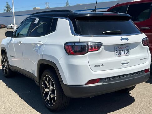 Used 2025 Jeep Compass Limited AWD/4WD image 6