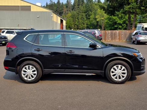 Used 2020 Nissan Rogue SV FWD image 8