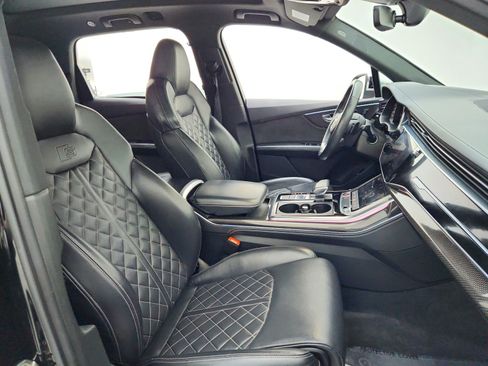 Used 2022 Audi SQ7 Premium Plus AWD/4WD image 30