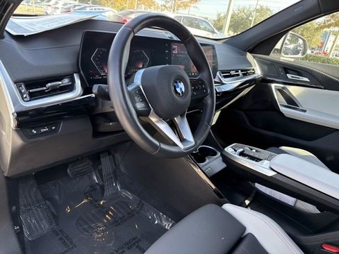 Used 2025 BMW X2 xDrive28i w/ Technology Package image 22