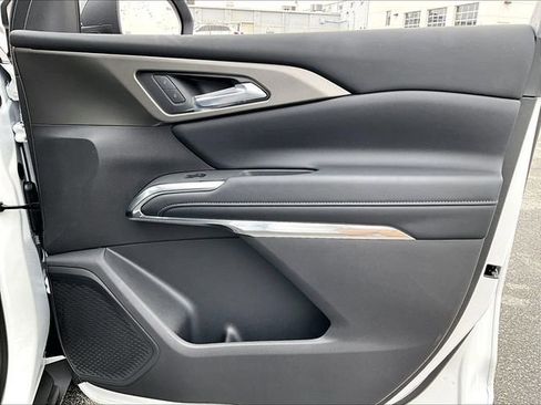 New 2026 Chevrolet Traverse LT w/ Driver Confidence Package image 30