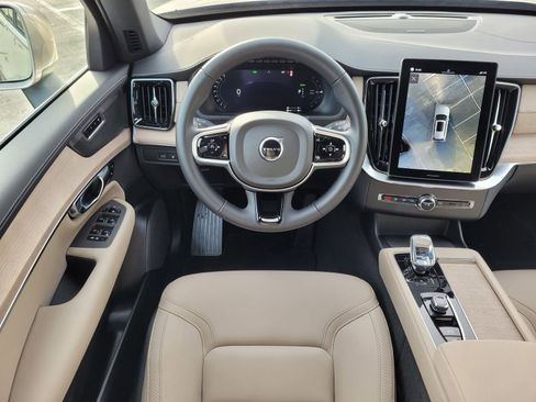 Certified 2025 Volvo XC90 T8 Plus image 14