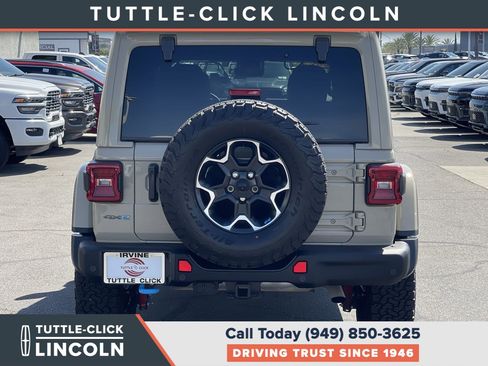 Used 2022 Jeep Wrangler Unlimited Rubicon 4xe w/ Steel Bumper Group AWD/4WD image 5