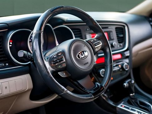 Used 2014 Kia Optima EX w/ Paint Protection Film Package image 22