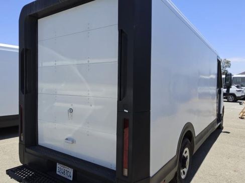 Used 2023 Chevrolet Brightdrop 600 w/ Active Safety Package 2 AWD/4WD image 9