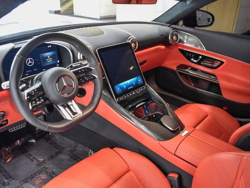 Certified 2025 Mercedes-Benz SL 63 AMG S e Performance 4MATIC image 22