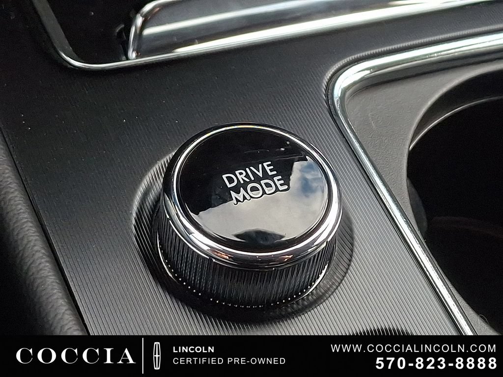 Certified 2024 Lincoln Corsair AWD image 25