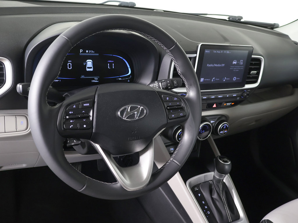 Certified 2024 Hyundai Venue SEL FWD image 23