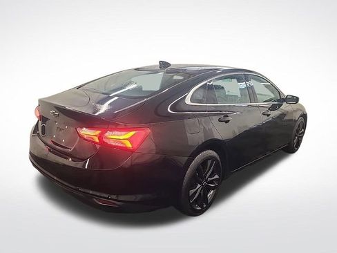 Used 2024 Chevrolet Malibu LT w/ Midnight Edition FWD image 2