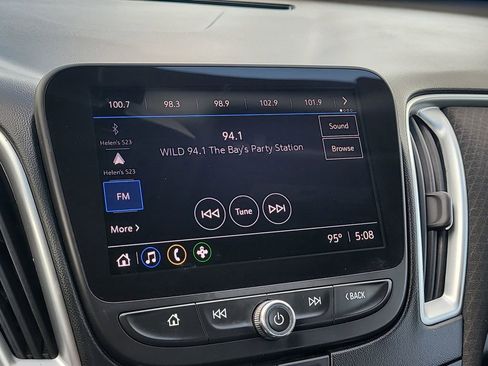 Used 2022 Chevrolet Malibu LS FWD image 21