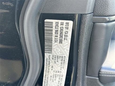 Certified 2024 Jeep Grand Cherokee Altitude image 30