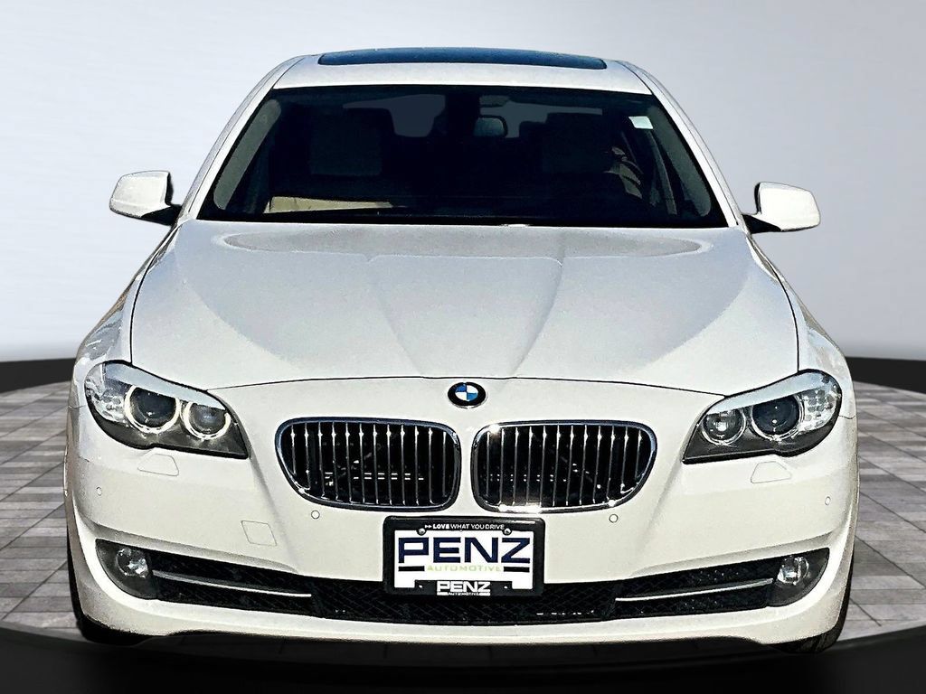 Used 2013 BMW 535i Sedan RWD image 2