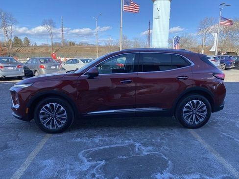 Used 2024 Buick Envision Preferred image 8