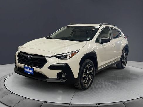 Used 2024 Subaru Crosstrek 2.0i Premium w/ Crosstrek Mirror Package AWD/4WD image 7