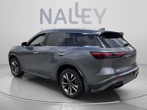 Used 2023 INFINITI QX60 Luxe w/ Performance Audio Package AWD/4WD image 3