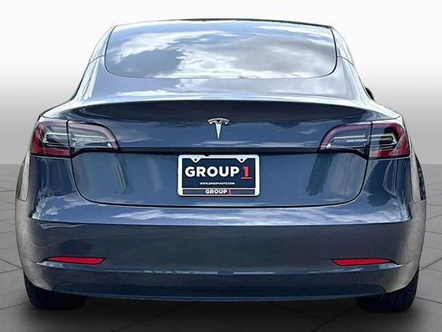 Used 2023 Tesla Model 3 Standard Range RWD image 4