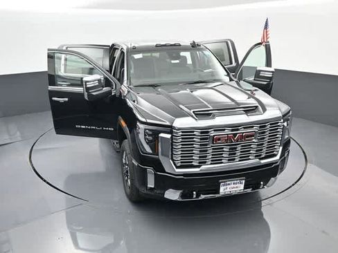 New 2025 GMC Sierra 2500 Denali w/ Denali Reserve Package image 92