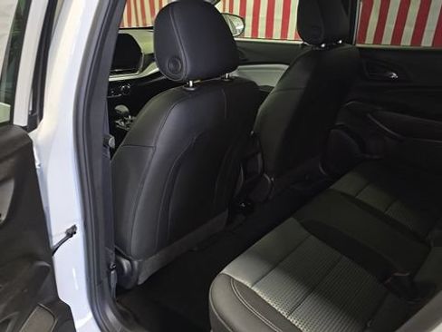New 2026 Chevrolet Trax LT w/ Driver Confidence Package FWD image 12