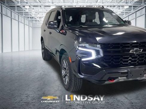 Used 2024 Chevrolet Tahoe Z71 w/ Z71 Off-Road Package AWD/4WD image 4