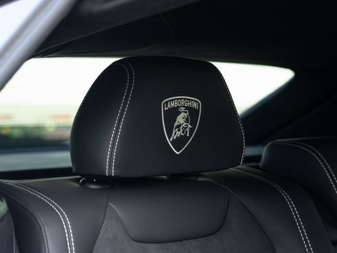 Used 2024 Lamborghini Urus S AWD/4WD image 90