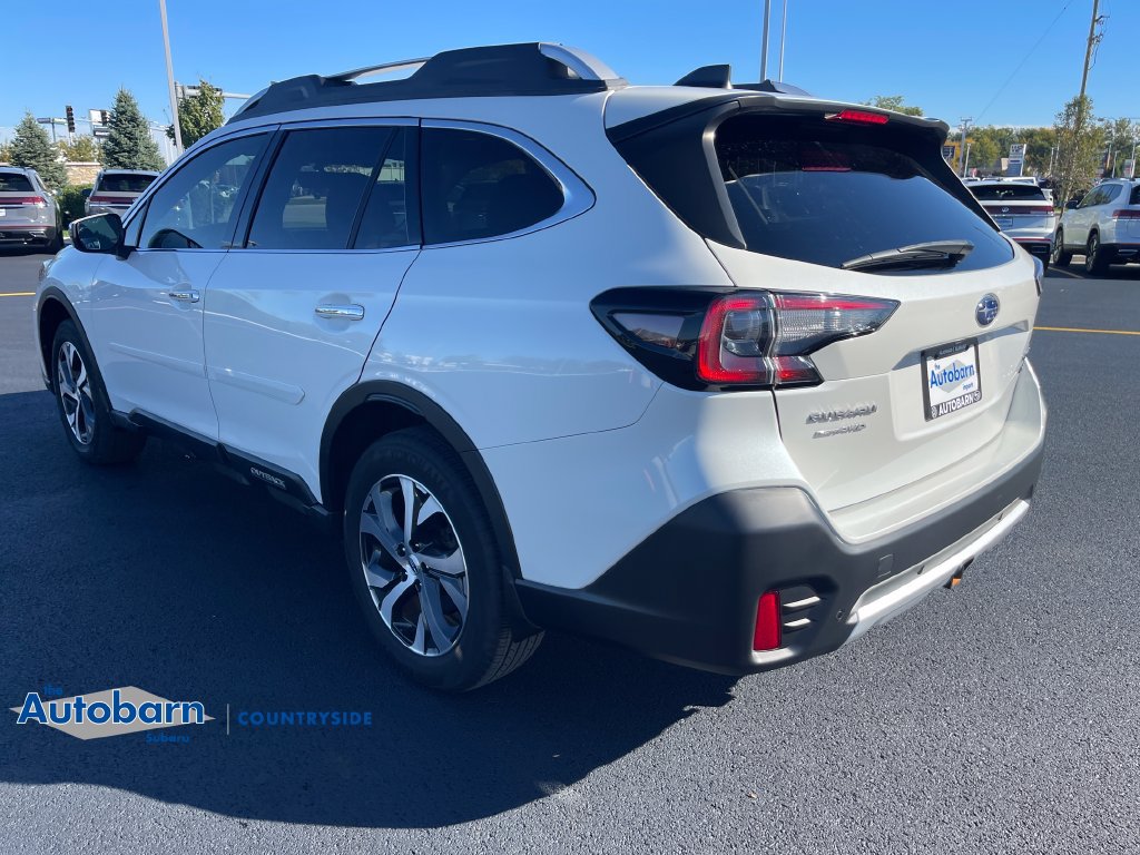 Used 2022 Subaru Outback Touring w/ Popular Package #2 AWD/4WD image 3