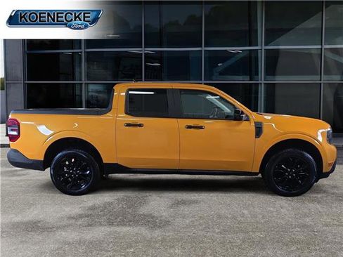Certified 2023 Ford Maverick XLT w/ Black Appearance Package FWD image 6